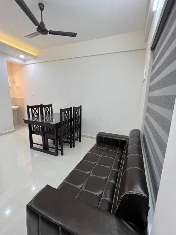 Hotel Nujoom Rooms & Apartments Kochi Exterior foto
