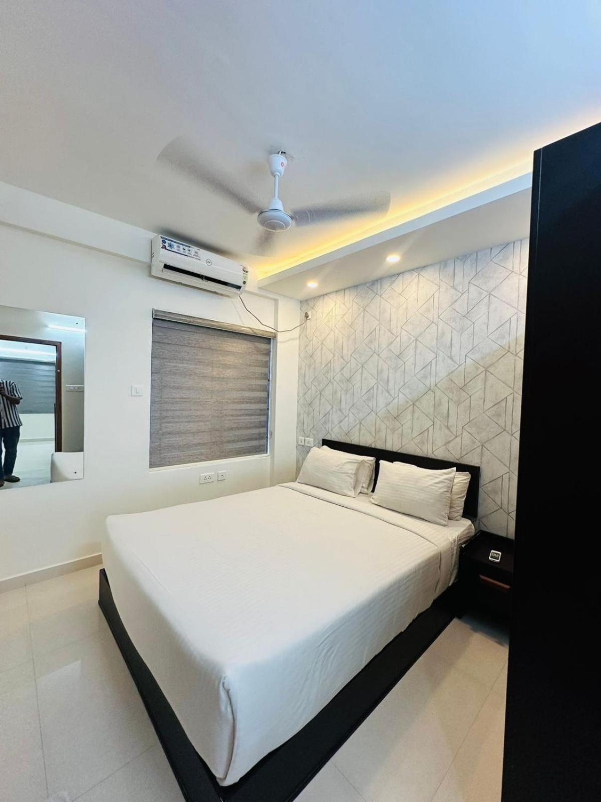 Hotel Nujoom Rooms & Apartments Kochi Exterior foto